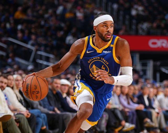 电竞体验-希尔德锋芒不再 勇士二阵容的牛劲哪去了？