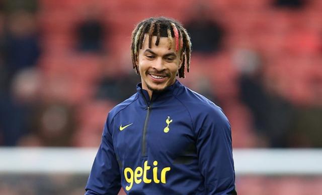 智慧体育-【英超】凯恩点射 热刺客场1比1战平10人南安普敦